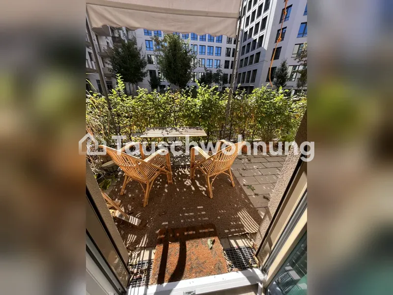 Tauschwohnung: 40 qm 1 Raum Wohnung (Friedrichshain) mit großer Terrasse — photo 1
